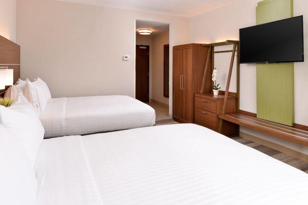 Holiday Inn Express Hotel & Suites Byron By Ihg Luaran gambar