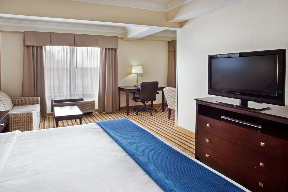 Holiday Inn Express Hotel & Suites Byron By Ihg Luaran gambar