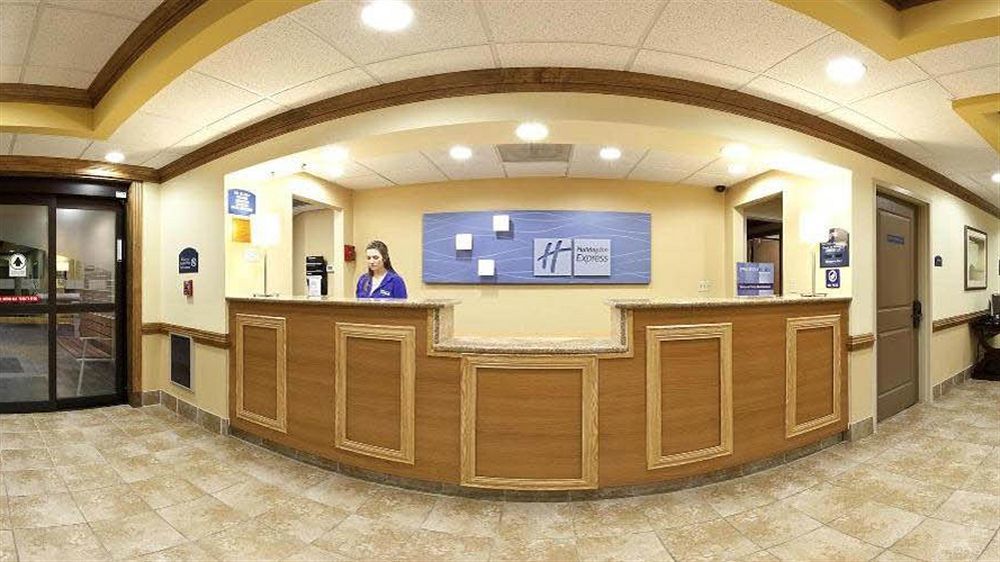 Holiday Inn Express Hotel & Suites Byron By Ihg Luaran gambar