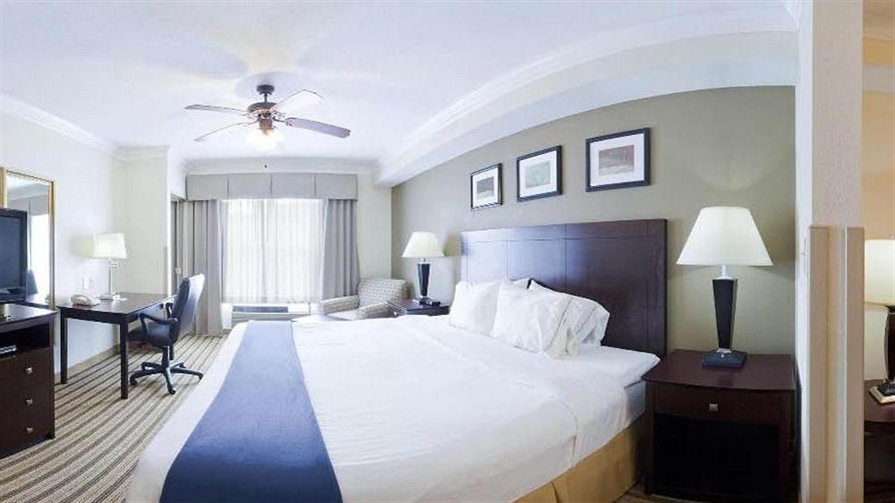 Holiday Inn Express Hotel & Suites Byron By Ihg Luaran gambar