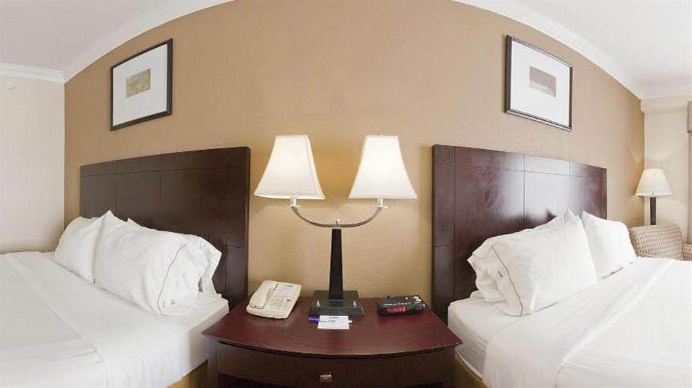 Holiday Inn Express Hotel & Suites Byron By Ihg Luaran gambar