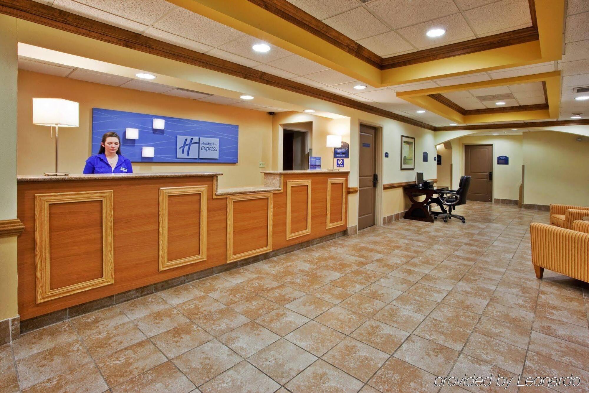 Holiday Inn Express Hotel & Suites Byron By Ihg Luaran gambar