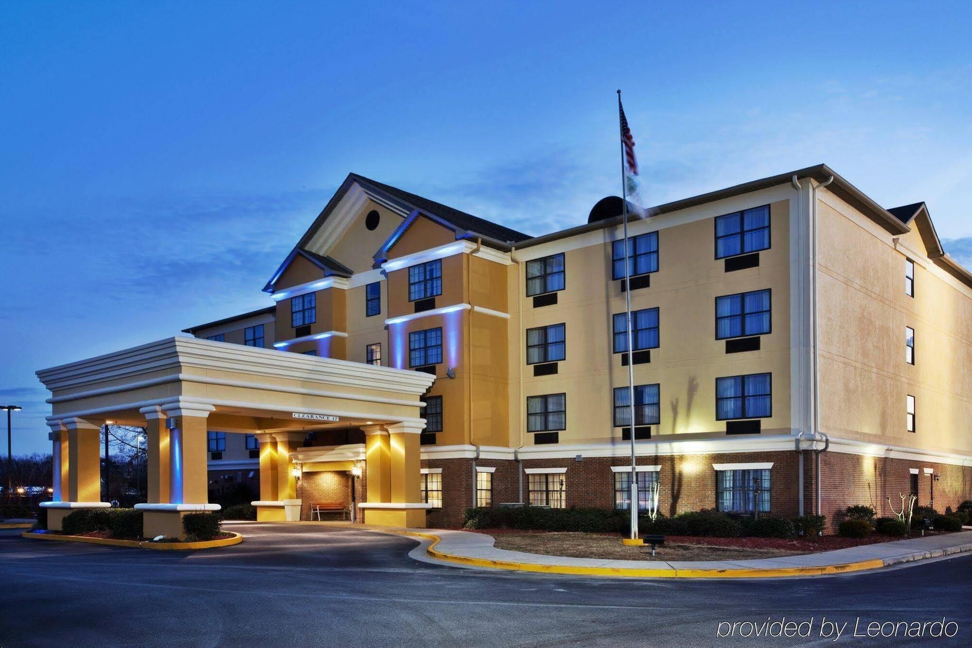 Holiday Inn Express Hotel & Suites Byron By Ihg Luaran gambar